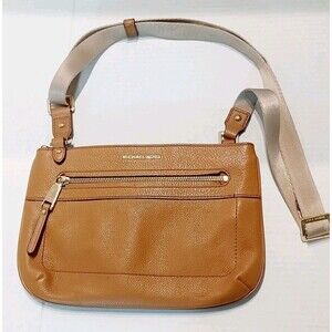 Michael Kors Leather Camel Jet Set Sport Crossbody Bag  Small Casual  Work